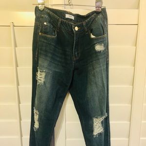 Junior’s Fashionable Ripped Jeans